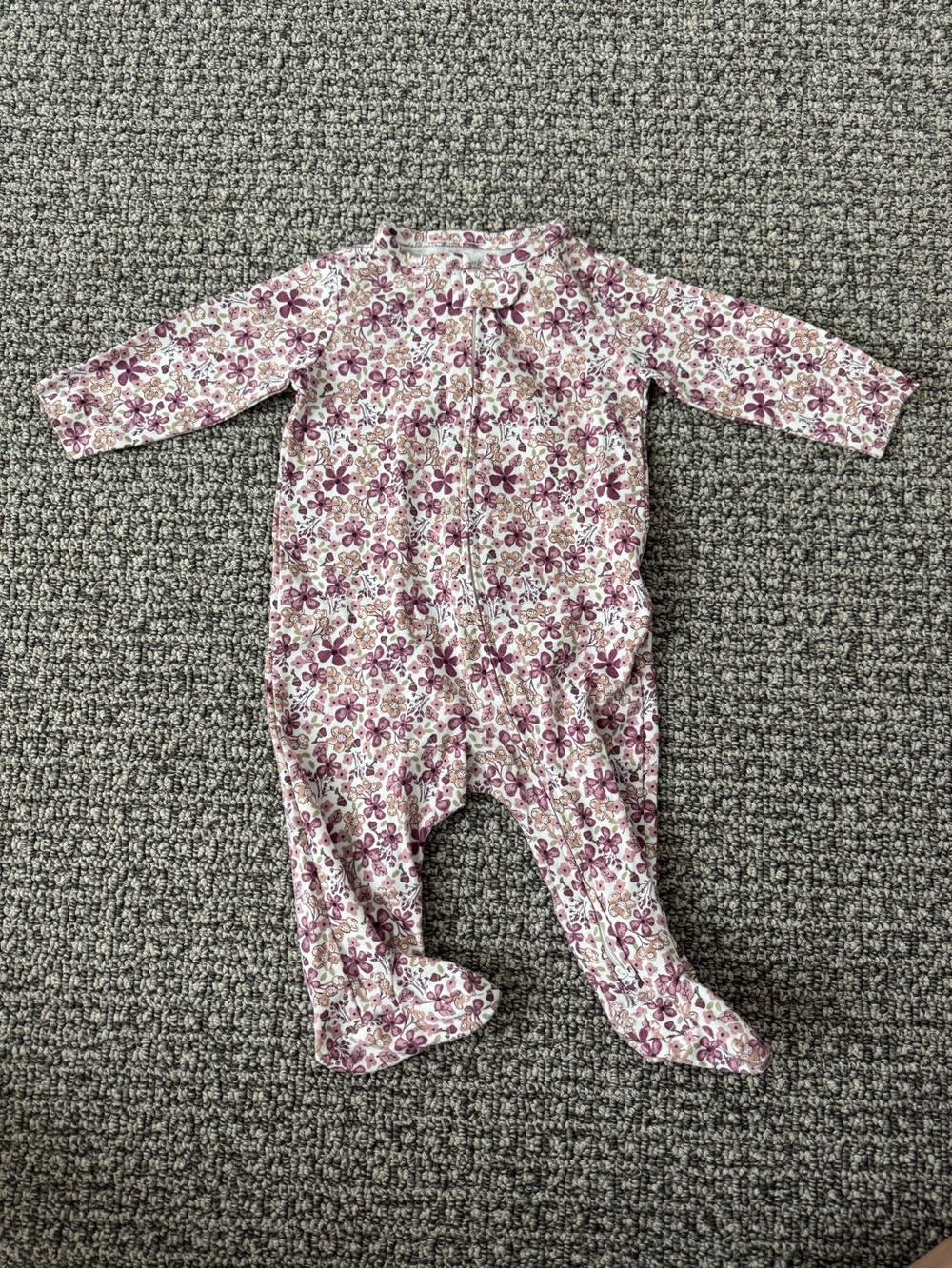 Floral Zipper Footie Pajamas in Pink and White (NWOT)